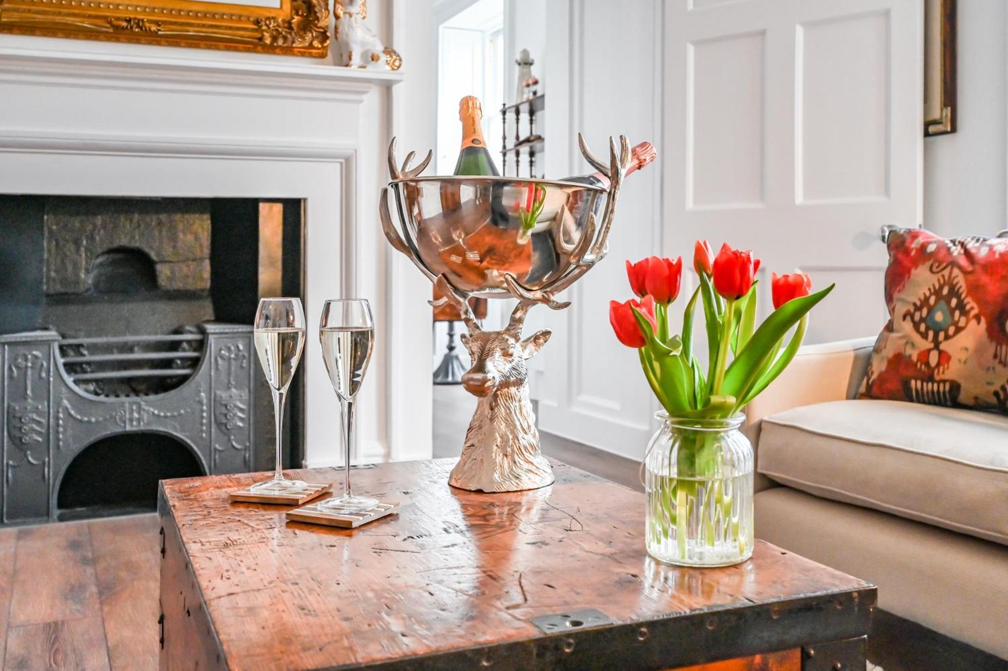 9 Admiralty House Stunning Luxury Apartment With Free Parking プリマス エクステリア 写真