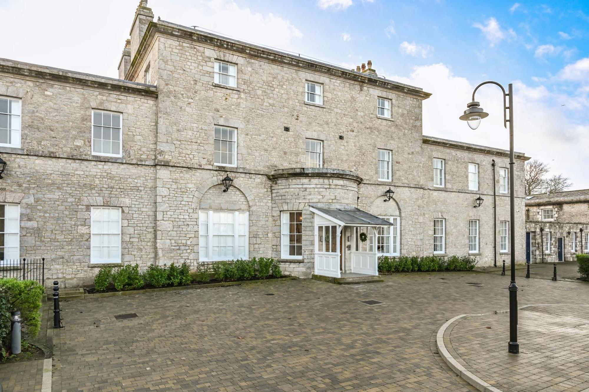 9 Admiralty House Stunning Luxury Apartment With Free Parking プリマス エクステリア 写真