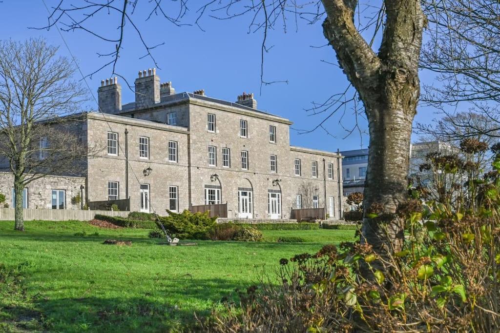 9 Admiralty House Stunning Luxury Apartment With Free Parking プリマス エクステリア 写真