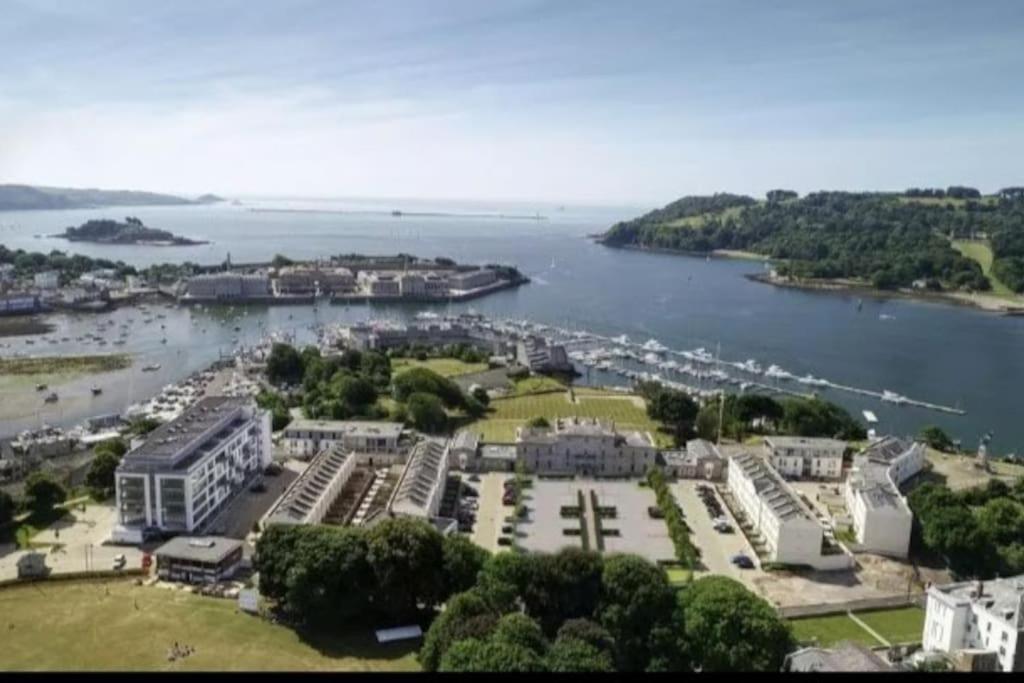 9 Admiralty House Stunning Luxury Apartment With Free Parking プリマス エクステリア 写真